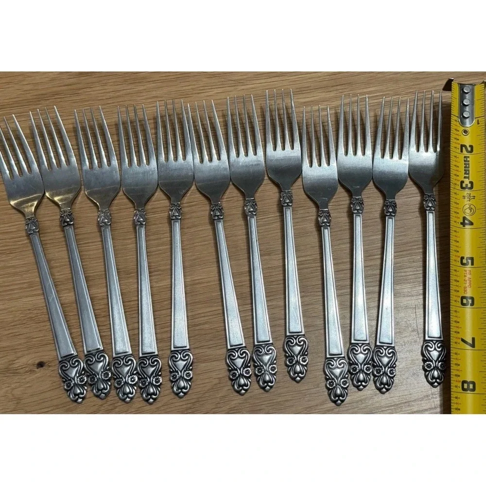 Vintage UNF476 Unknown Stainless Flatware Japan 70 Pc Set